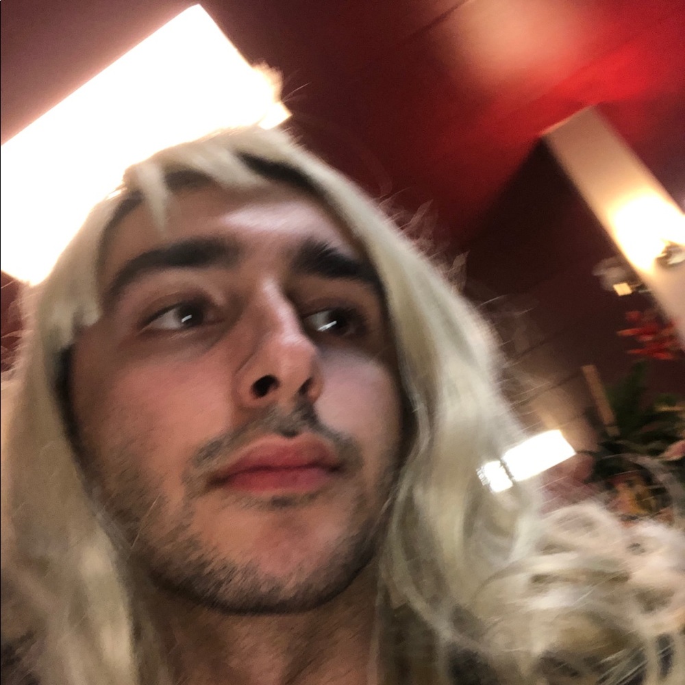 Meet your Posher, Kian